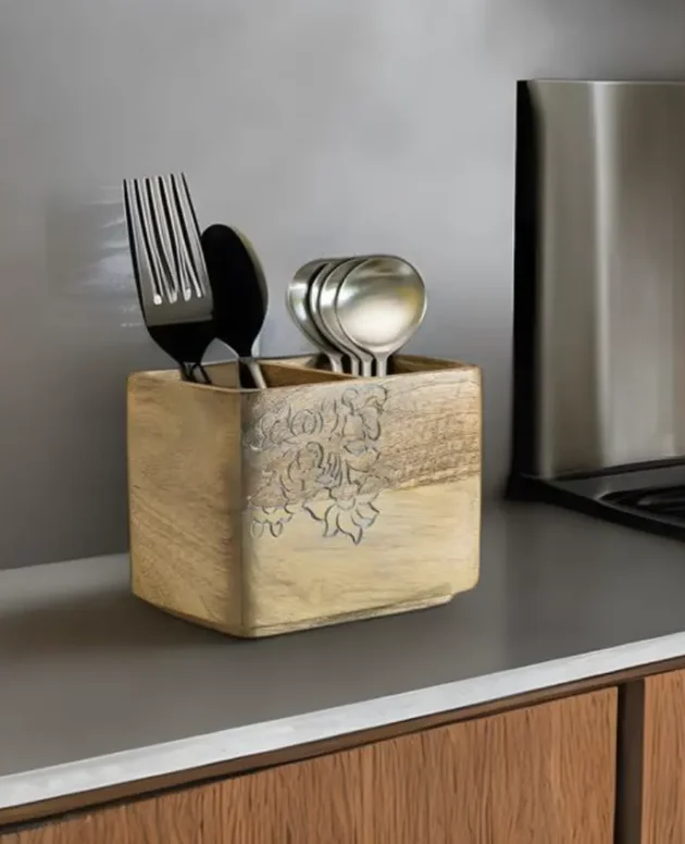 Wooden cutlery holder
